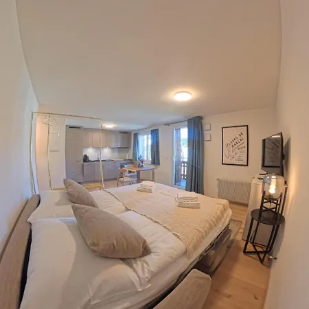 Stylish Aurora With Mountain Views * Lenzerheide
